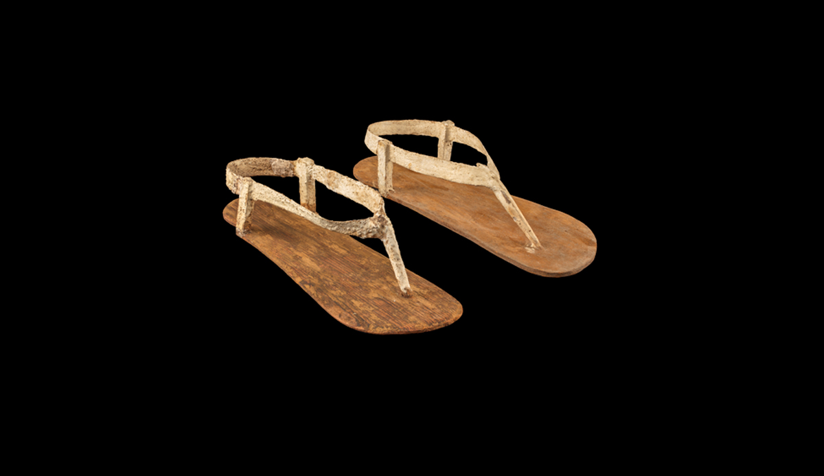Sandals of Mesehti