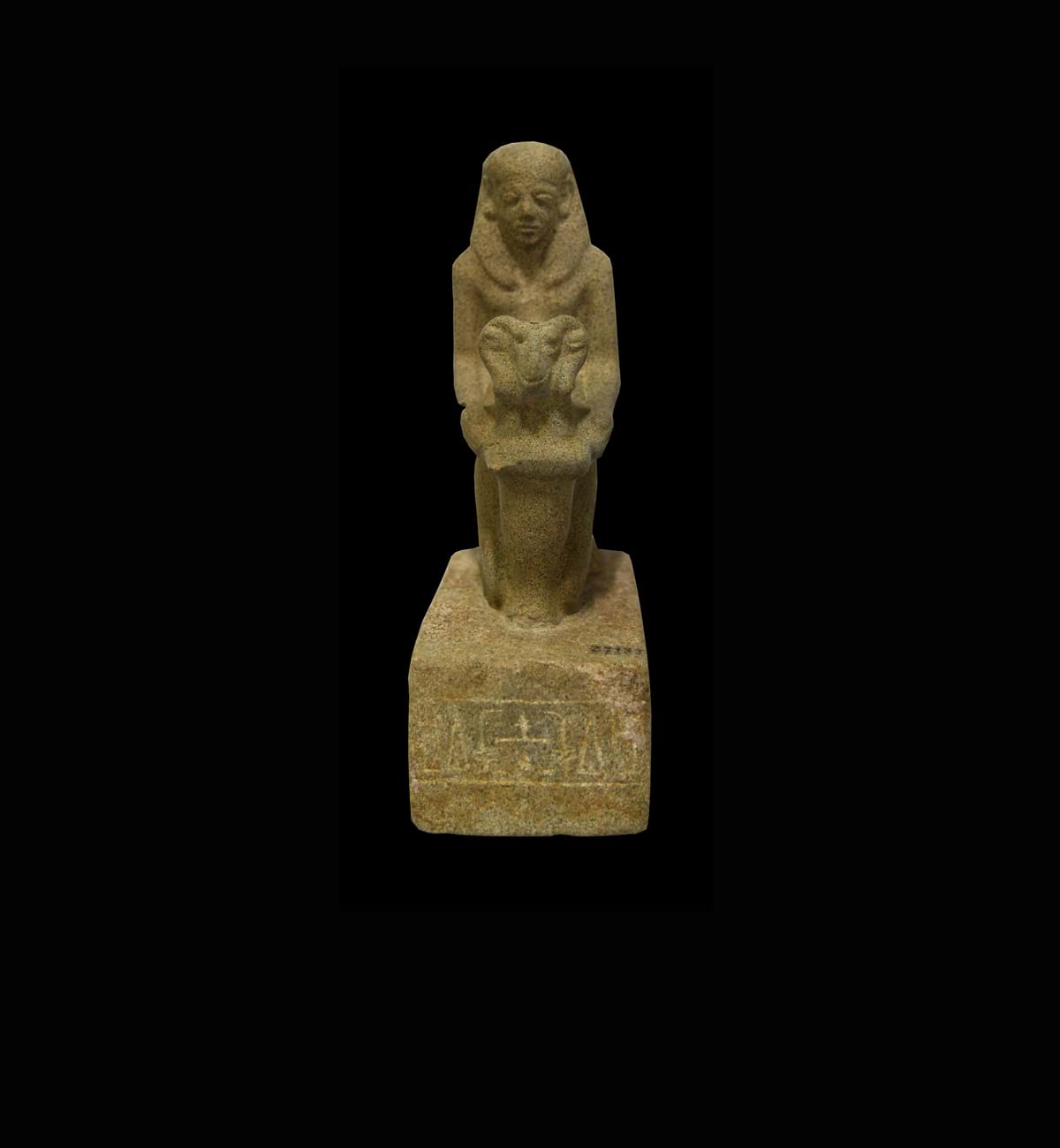 Kneeling Statue of Ṯjainefer